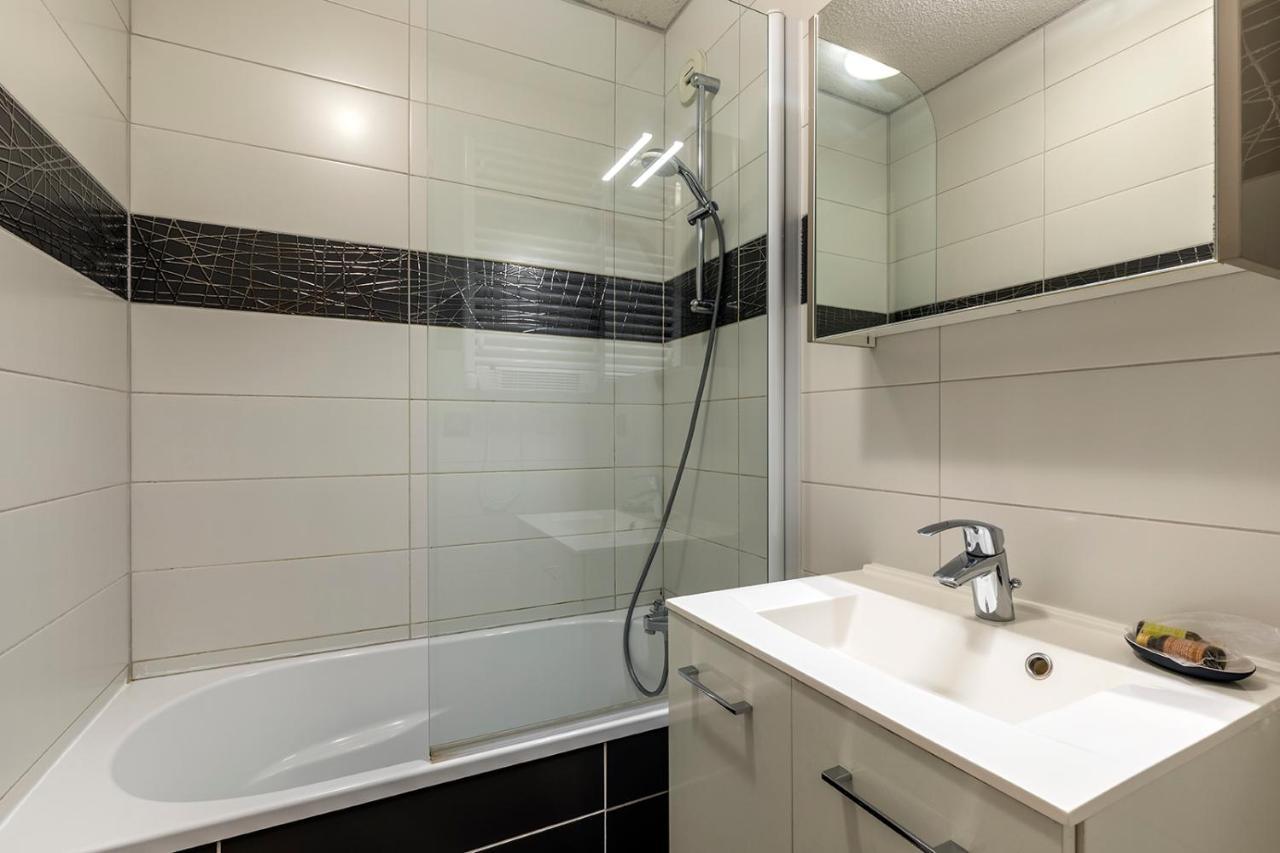 Appartement Cosy 2 Places De Parking Wifi Centre Ville 코트레 외부 사진